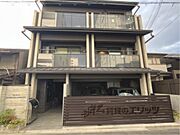 二条城前駅より徒歩7分 2階 築2年10ヶ月の賃貸物件