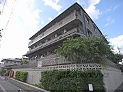 国際会館駅より徒歩7分 3階 築32年6ヶ月の賃貸物件