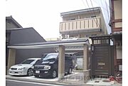 今出川駅より徒歩10分 3階 築19年11ヶ月の賃貸物件