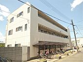 京都市山科区栗栖野打越町 3階建 築39年のイメージ