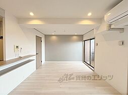 パインフィールド洛東 F1006 10階1LDKのリビング/ダイニング