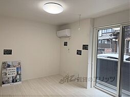 JR湖西線 大津京駅 徒歩8分の賃貸アパート 1階1LDKのリビング/ダイニング