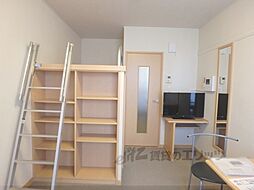 レオパレス石神 2階1Kのリビング/ダイニング