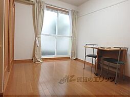 レオパレスフォーティウィンクス 211 2階1Kのリビング/ダイニング