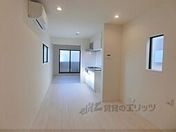 IYコート山科音羽 201 2階1LDKのリビング/ダイニング