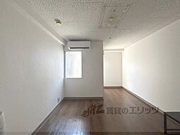 京阪本線 三条駅 徒歩10分の賃貸マンション 3階ワンルームのリビング/ダイニング