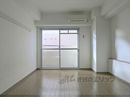 メゾンユニソール 203 2階1Kのリビング/ダイニング