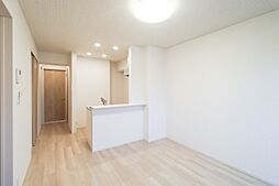 エクラ 1階2LDKのリビング/ダイニング