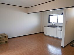 ハマノハイツ 2階2LDKのリビング/ダイニング