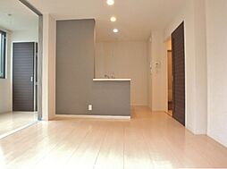 felvere.u 1階1LDKのリビング/ダイニング