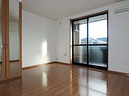 ブリリアントジェネレーション II 1階1Kのリビング/ダイニング