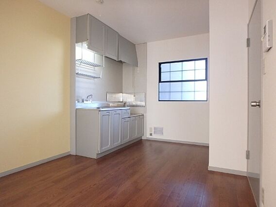 ひまわりB_内装_1