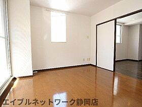 静岡県静岡市葵区常磐町2丁目（賃貸マンション1LDK・5階・53.38㎡） その3