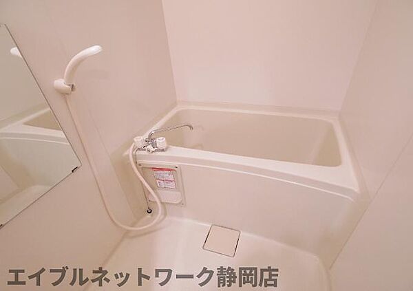 画像25:浴室