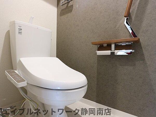 画像8:落ち着いたトイレです