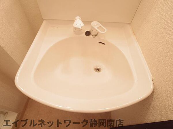 画像27:ゆったりとスペースのある洗面