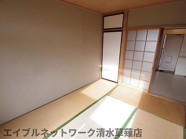 画像28:和室、ちょっとしたくつろぎスペースにいかがでしょうか