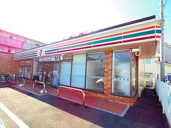 画像3:【コンビニエンスストア】セブンイレブン静岡瀬名店まで608ｍ