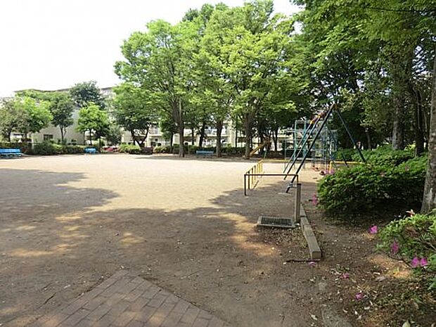 【公園】上藤沢第三公園まで30ｍ