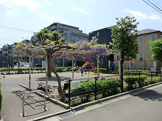 【公園】新狭山2丁目2号公園まで310ｍ