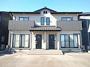高岡駅よりバス12分 徒歩1分 築24年5ヶ月 2階建の賃貸物件