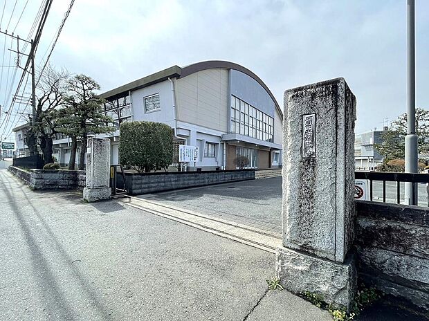 府中中学校まで約2,300m