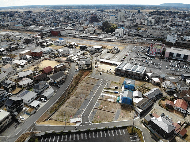 石岡駅まで徒歩6分。商業施設まで徒歩2分の好立地に開発分譲地が完成しました。