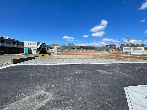 お客様のご要望に沿った注文住宅をお手伝いさせていただきます。一般的な注文住宅からFC加盟のクレバリーホーム、パナソニックのテクノストラクチャー工法、SE工法などもご対応可能です。