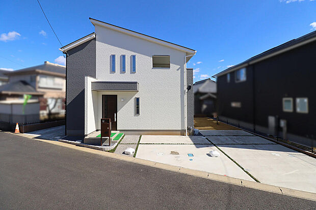 クラフトのオリジナル住宅で注文住宅をご提案致します。ツーバイフォー工法で耐火性に優れ、理想のお家を実現できるようにご対応させていただきます。