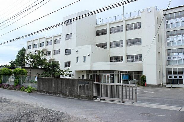 土浦第二中学校まで約500m