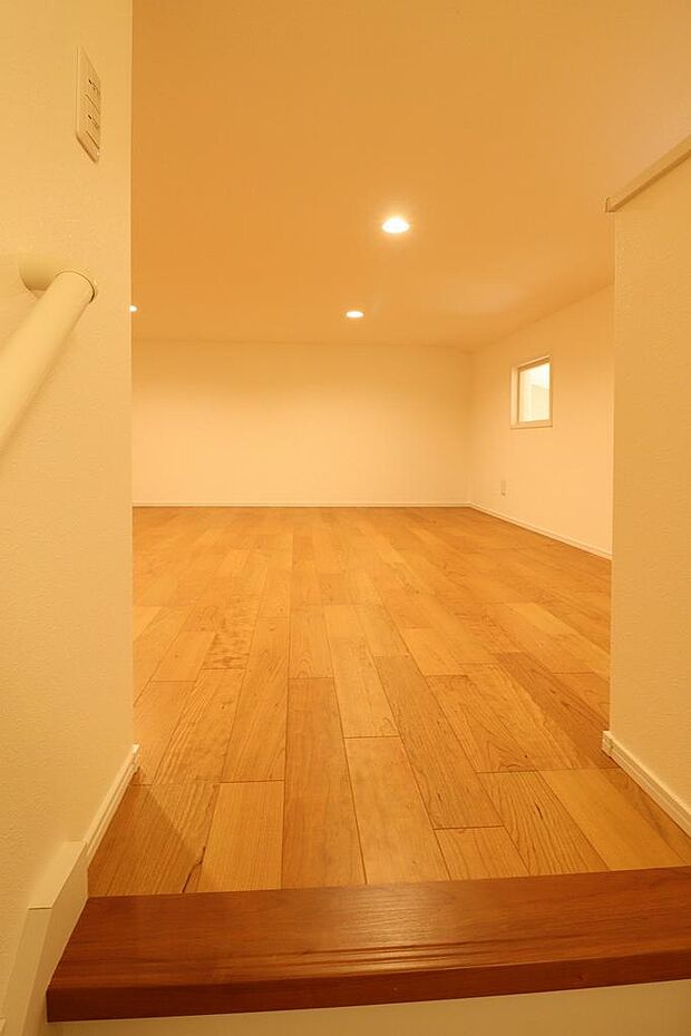 広い小屋裏収納。何でもしまえるので、用途多彩のお部屋。
