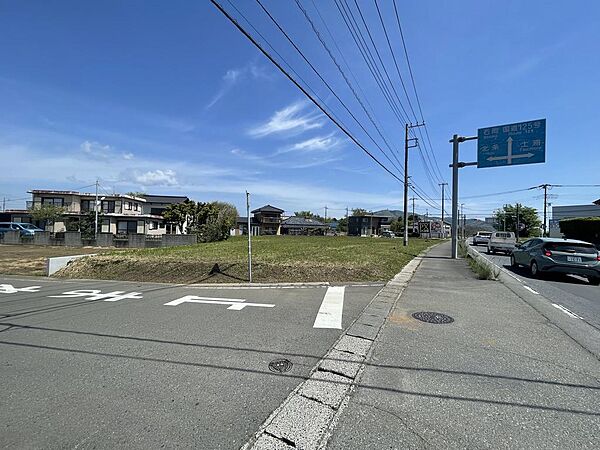 間口も大きく車の出入りもしやすいです