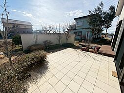 約120坪の広々敷地×南庭×駐車3台×前面道路約6m