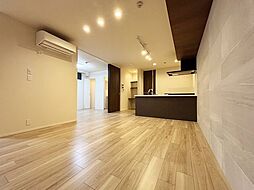 Felicia 202 2階2LDKのリビング/ダイニング