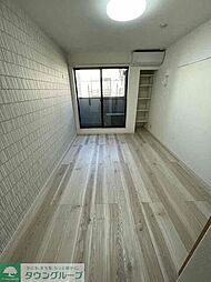 京急本線 雑色駅 徒歩4分の賃貸アパート 3階1Kのリビング/ダイニング