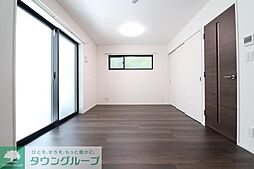 東急目黒線 多摩川駅 徒歩4分の賃貸マンション 1階2LDKのリビング/ダイニング