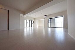 東京メトロ銀座線 日本橋駅 徒歩1分の賃貸マンション 11階ワンルームのリビング/ダイニング