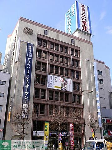 周辺