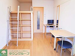 レオパレス前里 2階1Kのリビング/ダイニング