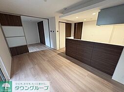 京急本線 上大岡駅 徒歩18分の賃貸アパート 3階1LDKのリビング/ダイニング