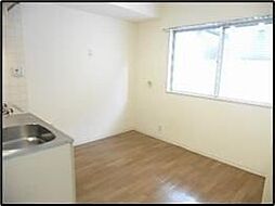 エスカイア100羽村第一 3階2DKのリビング/ダイニング