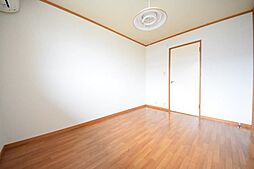 パールハイツ 2階1Kのリビング/ダイニング