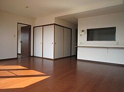 ベルヴィル福生 3階3LDKのリビング/ダイニング