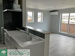 栄町2丁目プロジェクト 2階3LDKのリビング/ダイニング