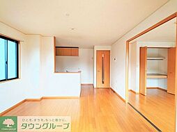 フォレスト 2階2LDKのリビング/ダイニング