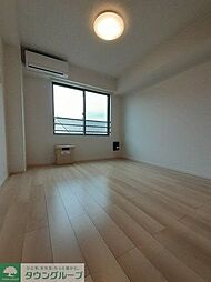 シュトラール 2階1LDKのリビング/ダイニング