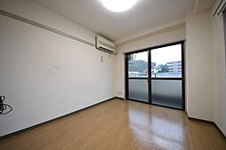 MGヒルズ 1階ワンルームのリビング/ダイニング