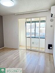 フォンターナ・ガルボI 1階1Kのリビング/ダイニング