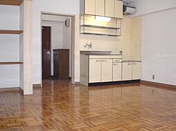 川杉マンション 1階2LDKのリビング/ダイニング