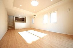 大神町二丁目住宅 1階3LDKのリビング/ダイニング